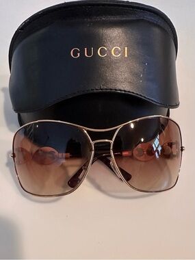 Gucci Gold-Tone Frame Sunglasses with Brown Gradient Lenses